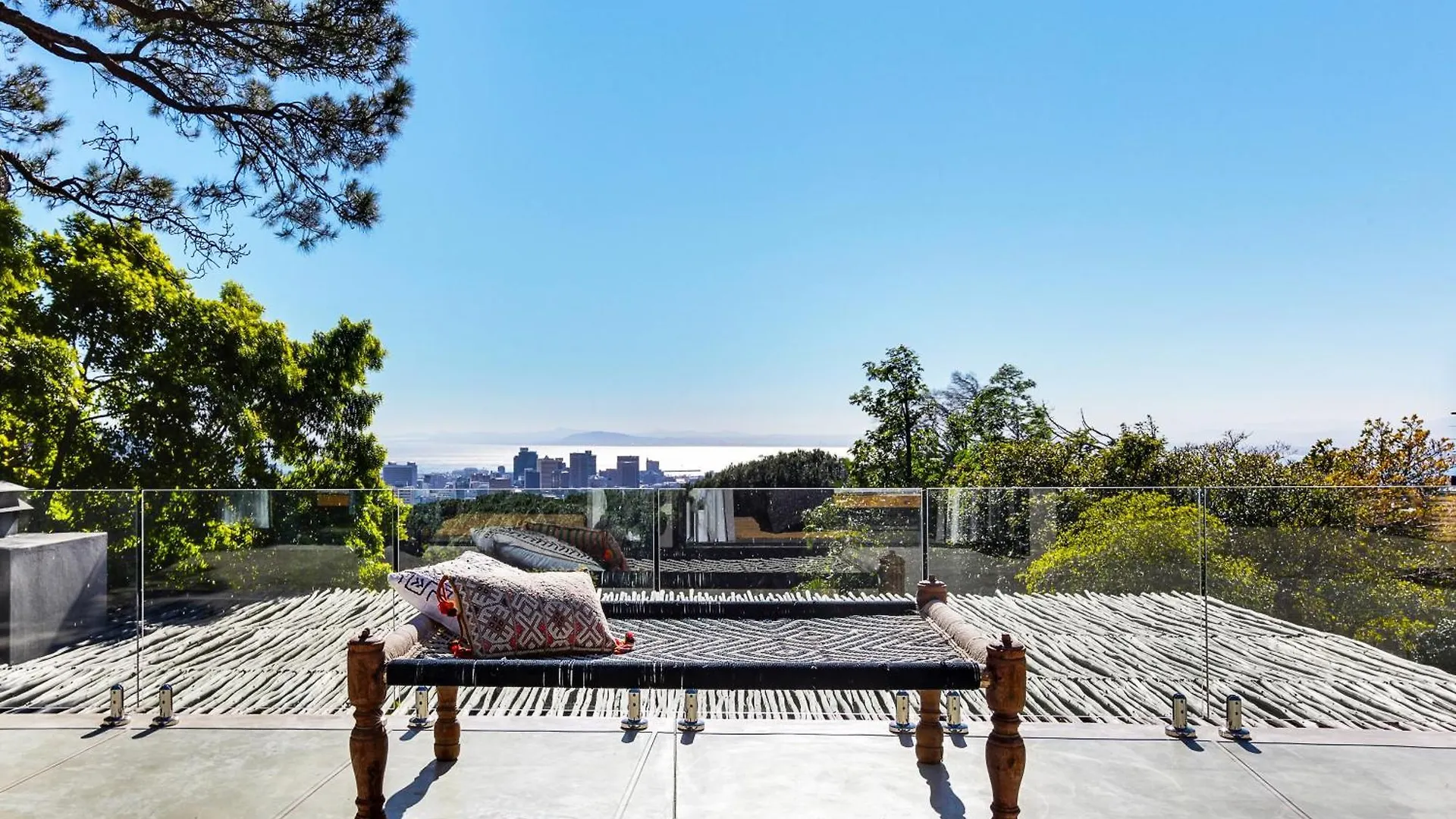 Villa Solar-Powered Mountain Retreat With Natural Pool Cape Town